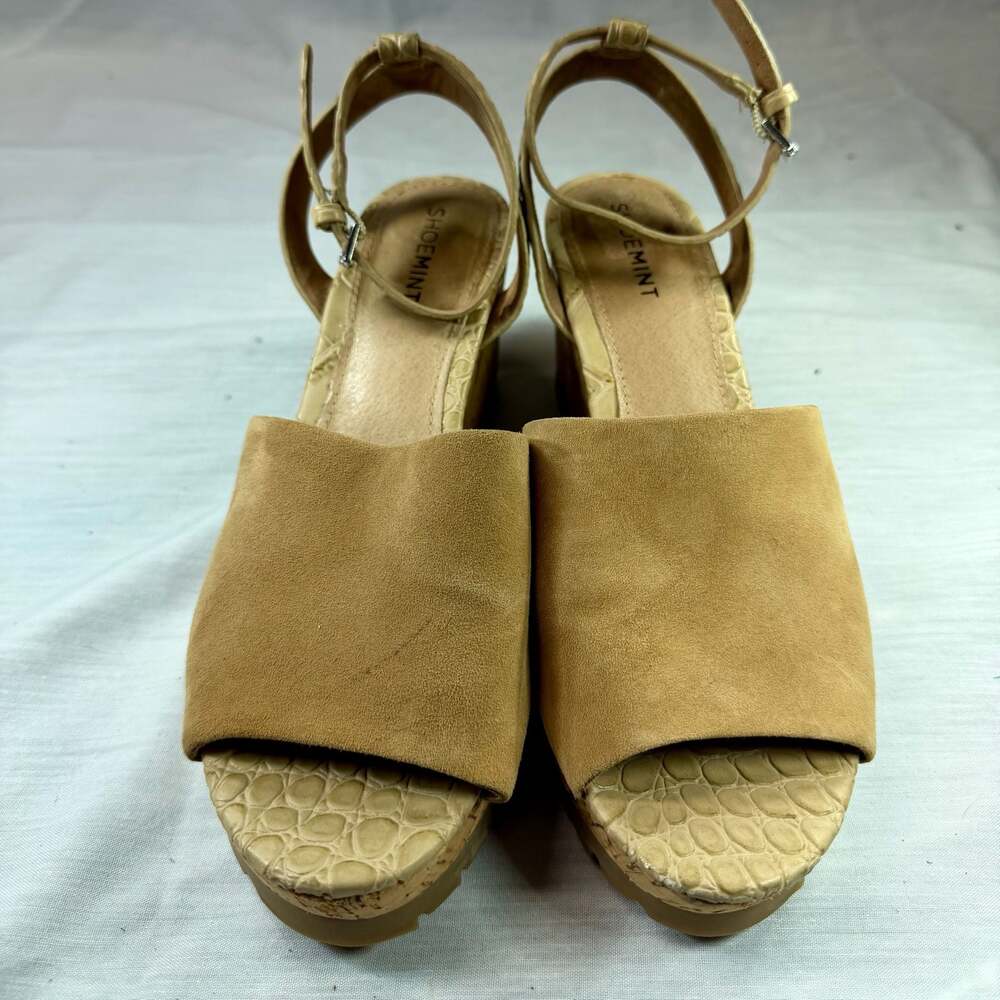 ShoeMint Tan Suede & Embossed Leather Ankle Strap Cork Platform Wedge Sandals Si